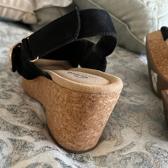 Clark’s Collection black suede wedge sandals 8M, Euro 39-nice and stylish - Picture 11 of 13